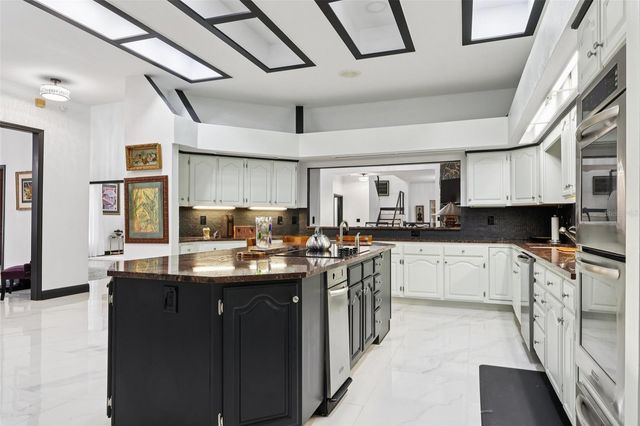 16400 LAKESHORE DRIVE, Minneola, FL 34715