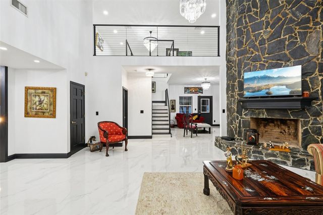 16400 LAKESHORE DRIVE, Minneola, FL 34715