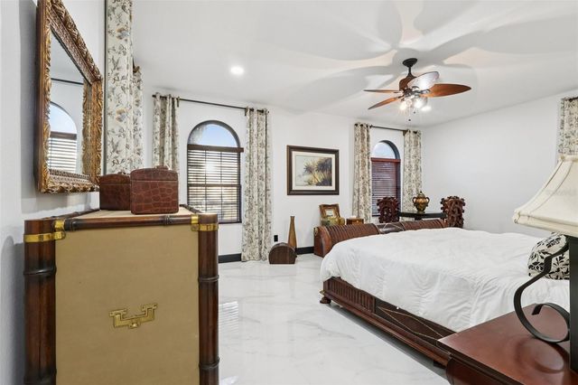 16400 LAKESHORE DRIVE, Minneola, FL 34715