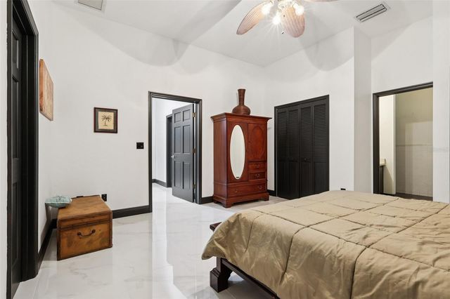 16400 LAKESHORE DRIVE, Minneola, FL 34715