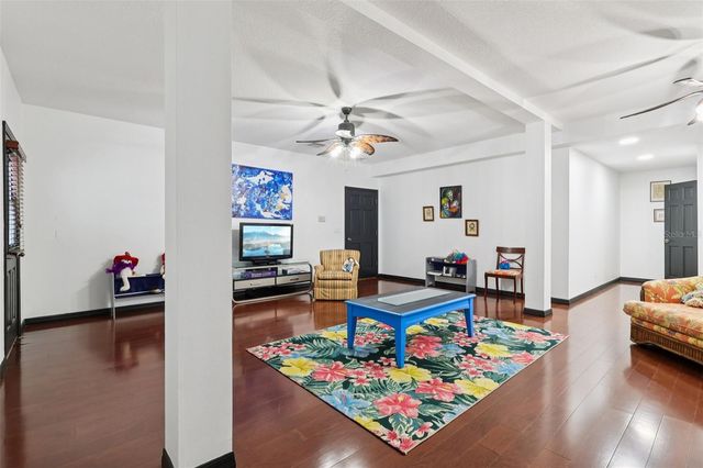 16400 LAKESHORE DRIVE, Minneola, FL 34715