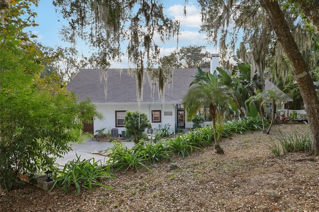 16400 LAKESHORE DRIVE, Minneola, FL 34715