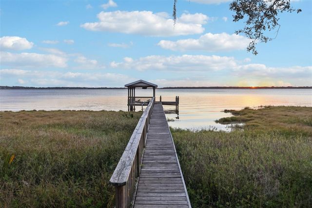 16400 LAKESHORE DRIVE, Minneola, FL 34715