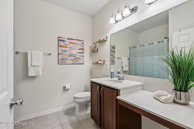 3077 HAWKS HILL Lane, Jacksonville, FL 32216