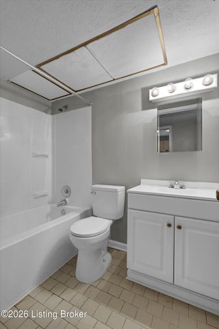 287 El Conquistador Pl, Louisville, KY 40220