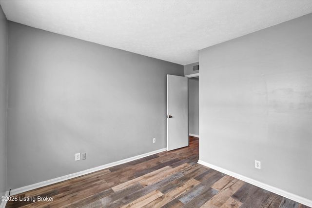 287 El Conquistador Pl, Louisville, KY 40220