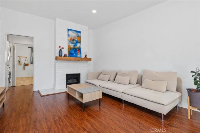 14005 Milbank Street 7, Sherman Oaks, CA 91423