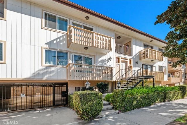 14005 Milbank Street 7, Sherman Oaks, CA 91423