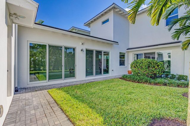 13325 Machiavelli Way, Palm Beach Gardens, FL 33418