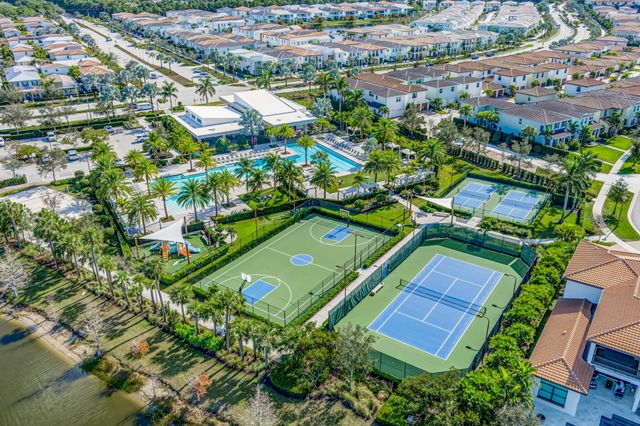 13325 Machiavelli Way, Palm Beach Gardens, FL 33418