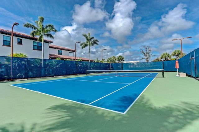 13325 Machiavelli Way, Palm Beach Gardens, FL 33418