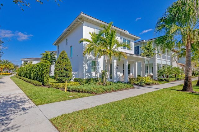 13325 Machiavelli Way, Palm Beach Gardens, FL 33418