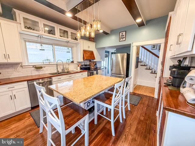 105 LINDEN AVE, Mercersburg, PA 17236