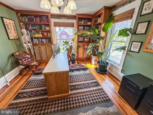 105 LINDEN AVE, Mercersburg, PA 17236