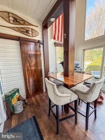 105 LINDEN AVE, Mercersburg, PA 17236