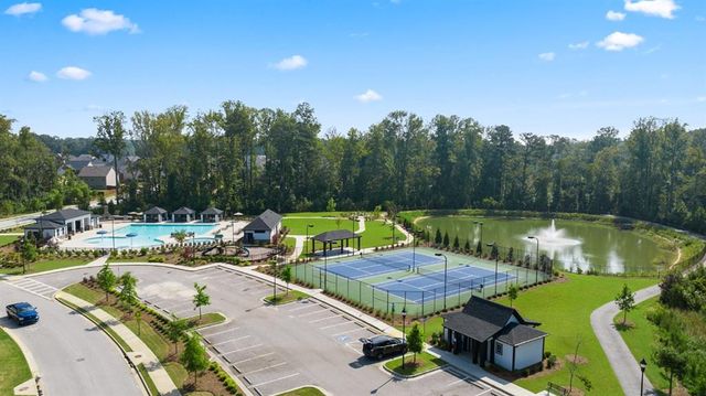 455 Silver Moon Drive, Loganville, GA 30052