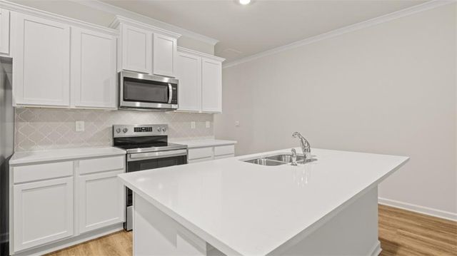 455 Silver Moon Drive, Loganville, GA 30052