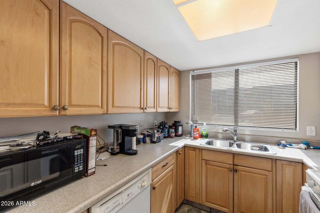 2165 E UNIVERSITY Drive 181, Mesa, AZ 85213