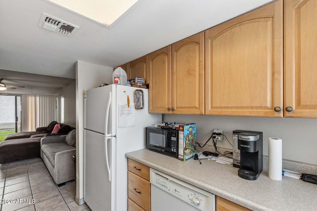 2165 E UNIVERSITY Drive 181, Mesa, AZ 85213