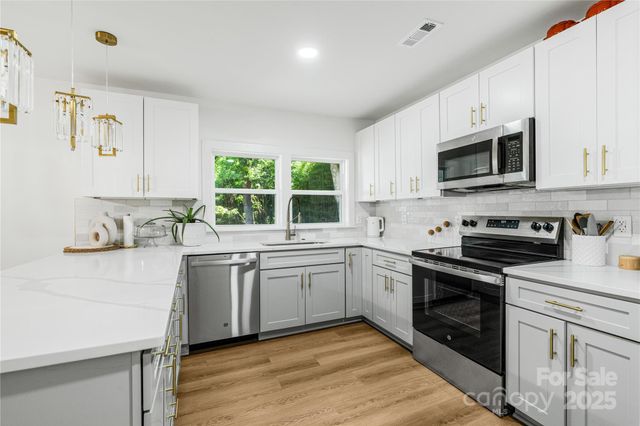 116 Hornets Nest Court, Bessemer City, NC 28016