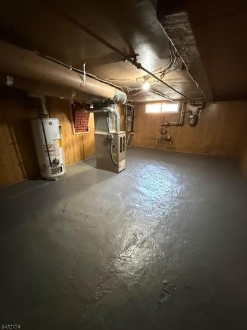 252 N 19Th St, East Orange City, NJ 07017