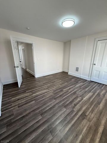252 N 19Th St, East Orange City, NJ 07017