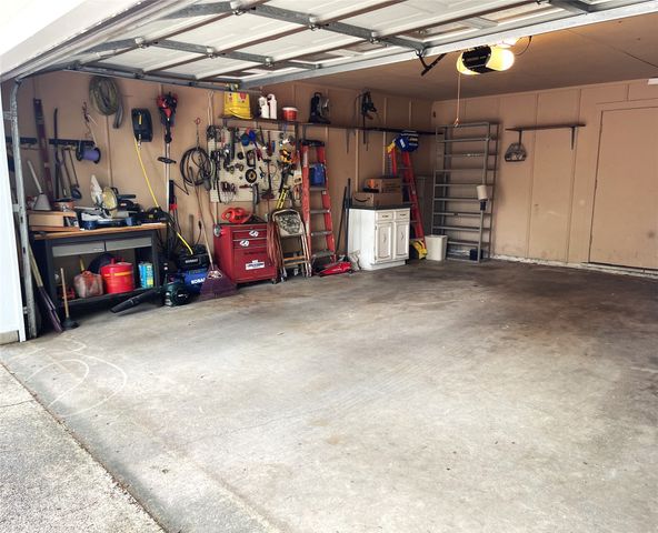 9064 Melody Lane, Shreveport, LA 71118
