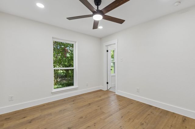 3128 Darby Lane, Denton, TX 76207