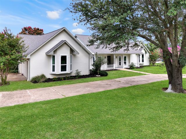 3128 Darby Lane, Denton, TX 76207