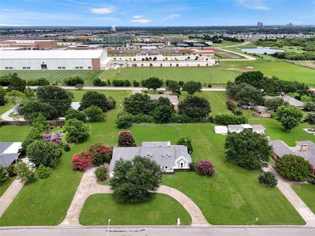 3128 Darby Lane, Denton, TX 76207