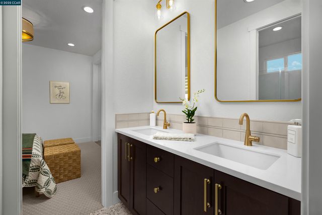 3600 Darnoch, Lathrop, CA 95330