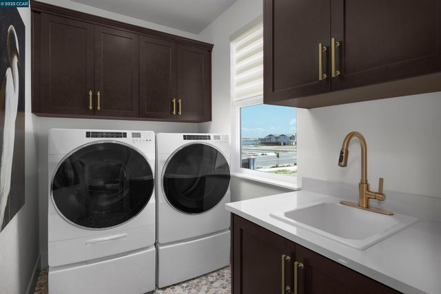 3600 Darnoch, Lathrop, CA 95330