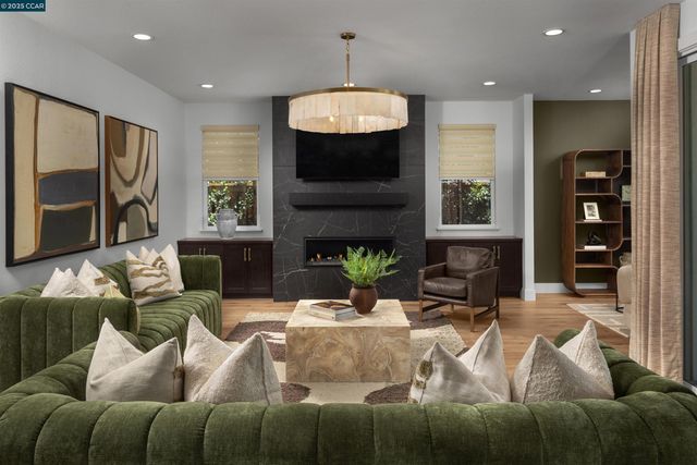 3600 Darnoch, Lathrop, CA 95330