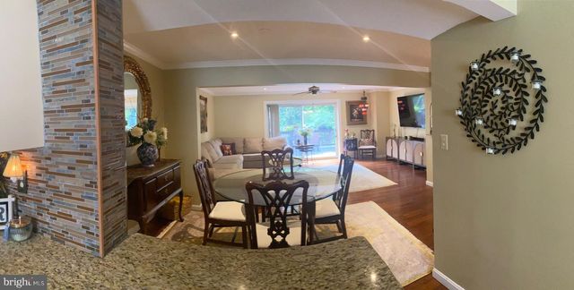 3 SUGAR TREE PL, Cockeysville, MD 21030