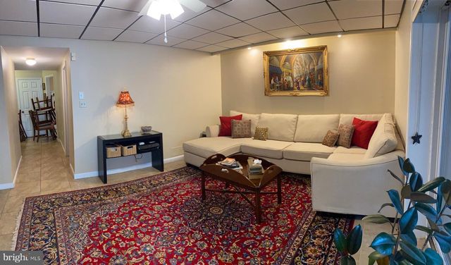 3 SUGAR TREE PL, Cockeysville, MD 21030