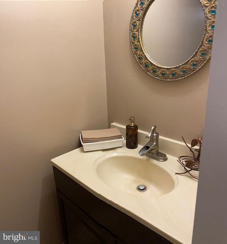 3 SUGAR TREE PL, Cockeysville, MD 21030