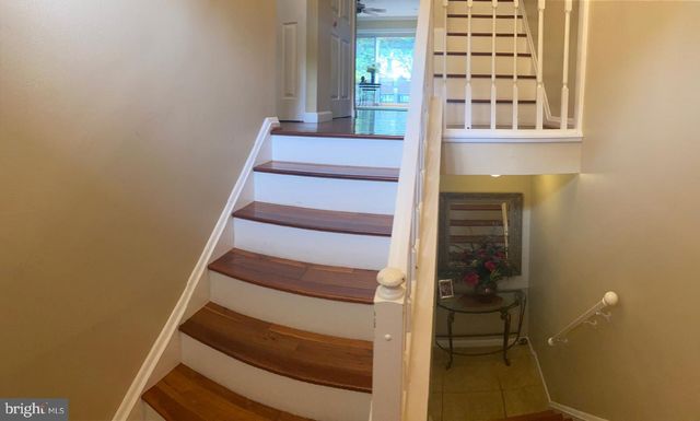 3 SUGAR TREE PL, Cockeysville, MD 21030