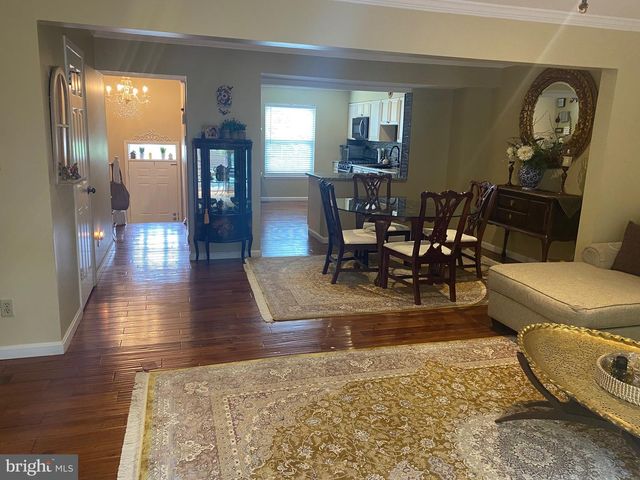 3 SUGAR TREE PL, Cockeysville, MD 21030