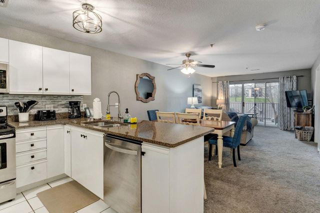 32 Golfshores Drive Apt 3, Branson, MO 65616