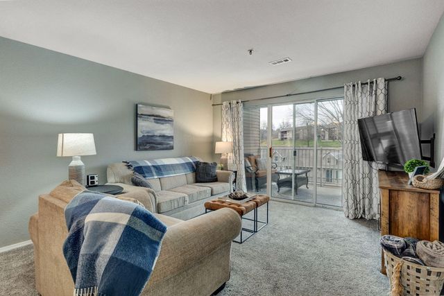 32 Golfshores Drive Apt 3, Branson, MO 65616