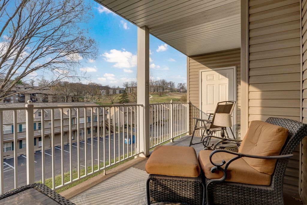 32 Golfshores Drive Apt 3, Branson, MO 65616