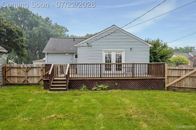 1759 E Elza Avenue, Hazel Park, MI 48030