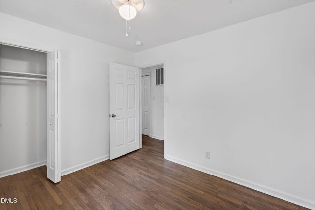 904 Seabrook Road, Raleigh, NC 27610