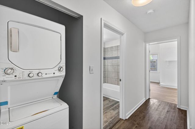 904 Seabrook Road, Raleigh, NC 27610
