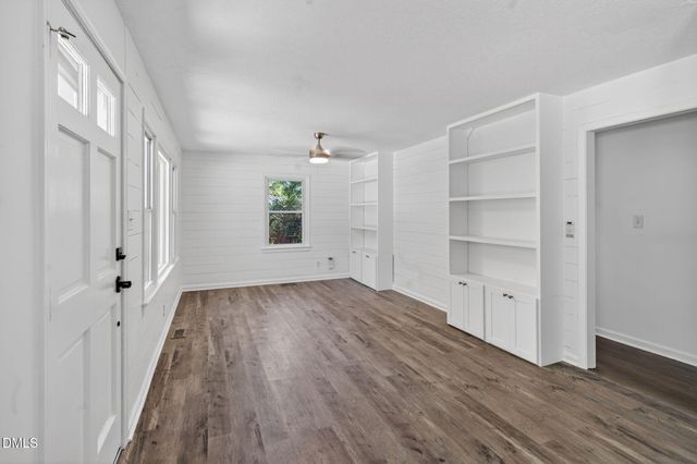 904 Seabrook Road, Raleigh, NC 27610
