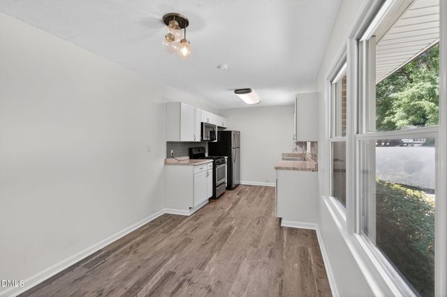 904 Seabrook Road, Raleigh, NC 27610