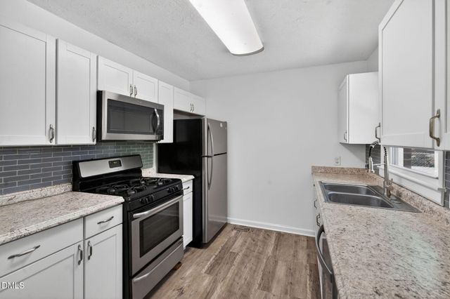 904 Seabrook Road, Raleigh, NC 27610