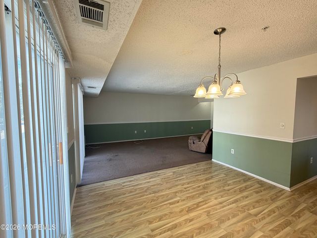 1103 Scarlet Oak Avenue, Toms River, NJ 08755