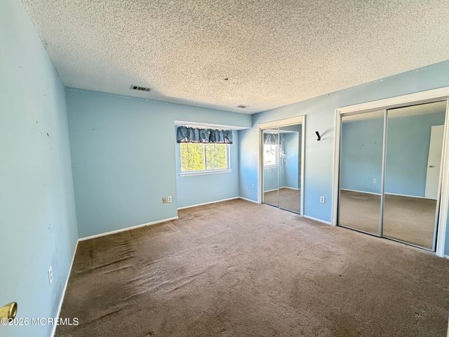 1103 Scarlet Oak Avenue, Toms River, NJ 08755
