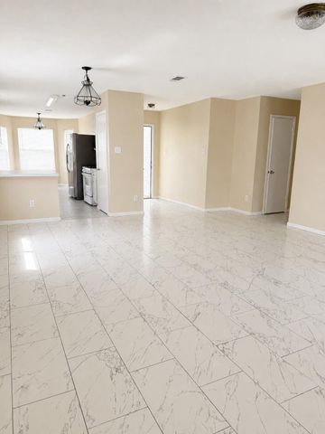 4863 Drew Forest Lane, Humble, TX 77346
